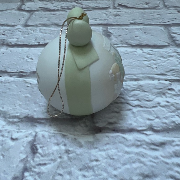 Precious moments vintage 1990 ornament Christmas be a happy home - Picture 5 of 5